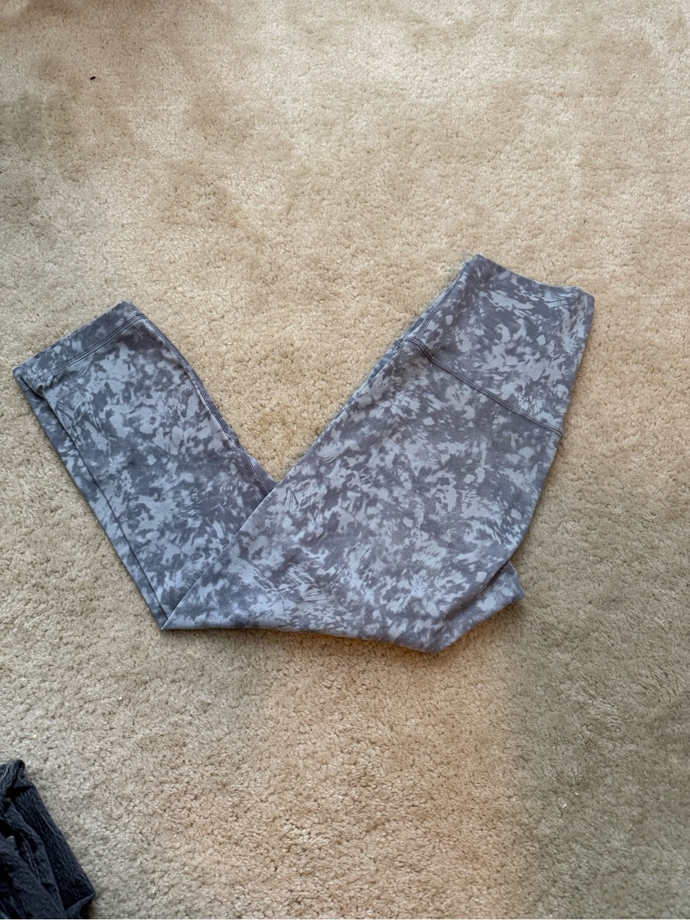 lululemon athletica Gray Marble-Print Leggings